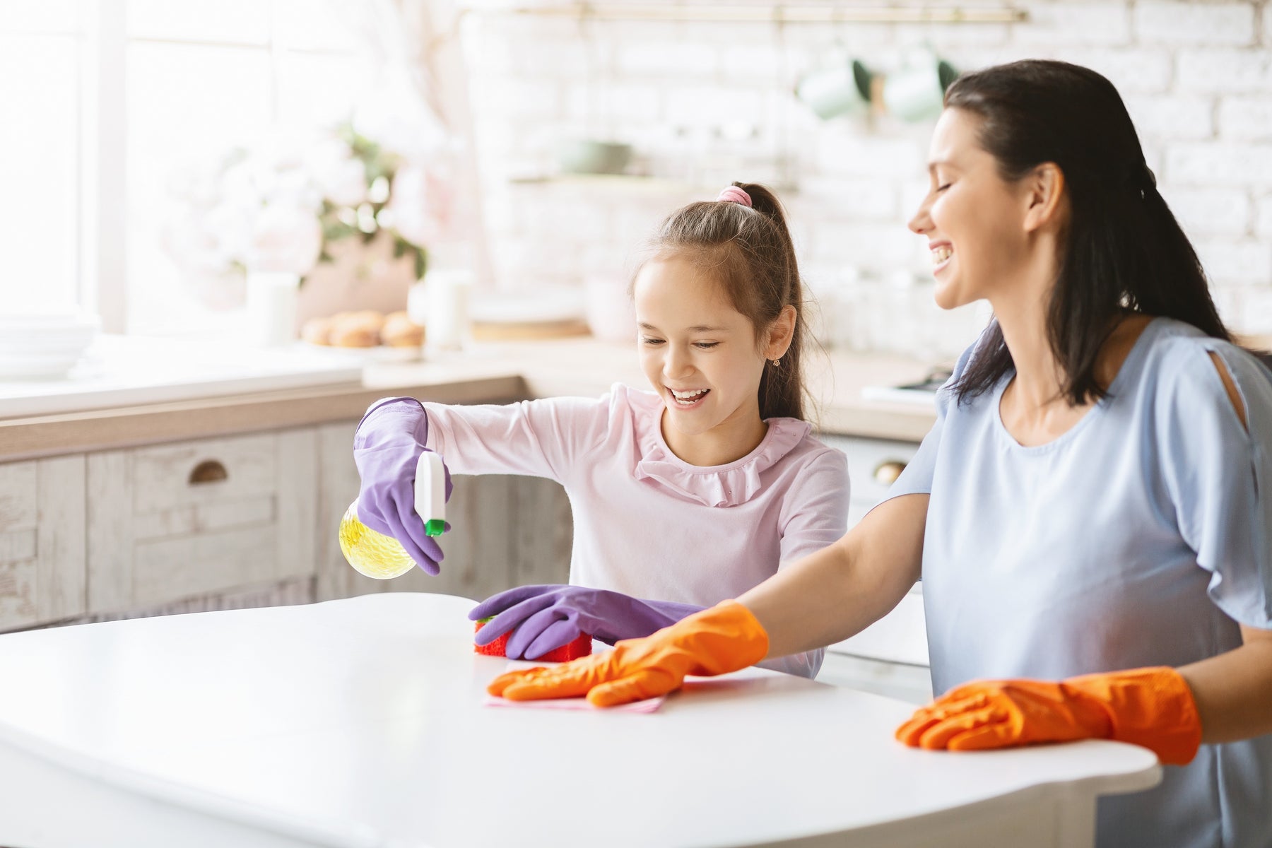 10 Best Kitchen Cleaning and Disinfecting Tips You Must Follow